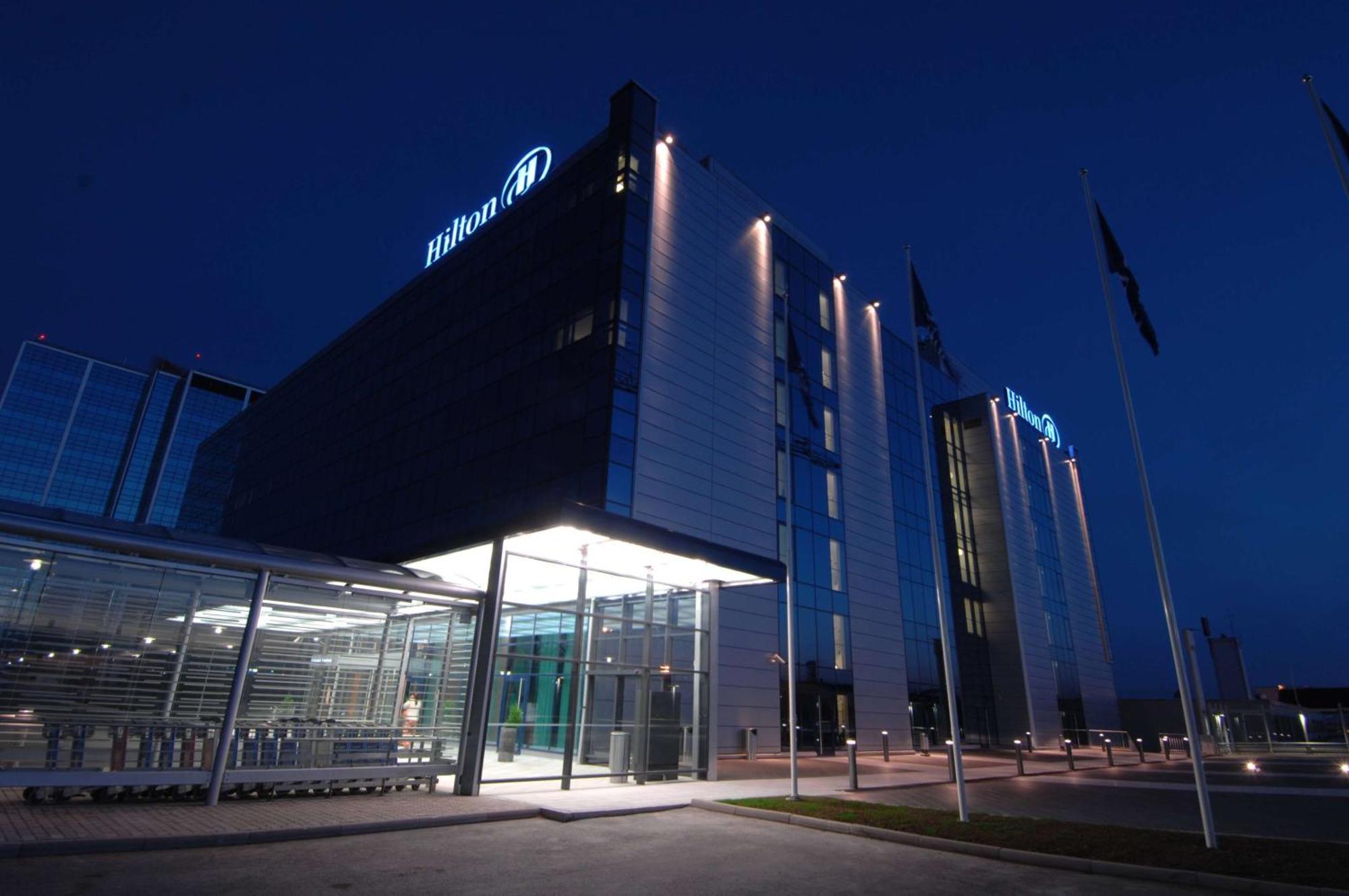 Hilton Helsinki Airport Hotel Vantaa Exterior photo